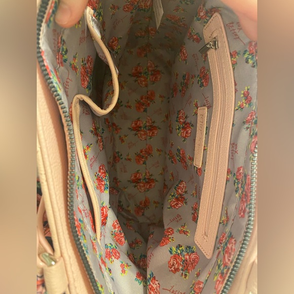 Betsey Johnston purse - Picture 4 of 4